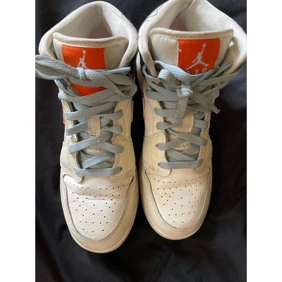 Nike Air Jordan 1 Mid SE Stitch youth size 6.5 - Picture 2 of 5